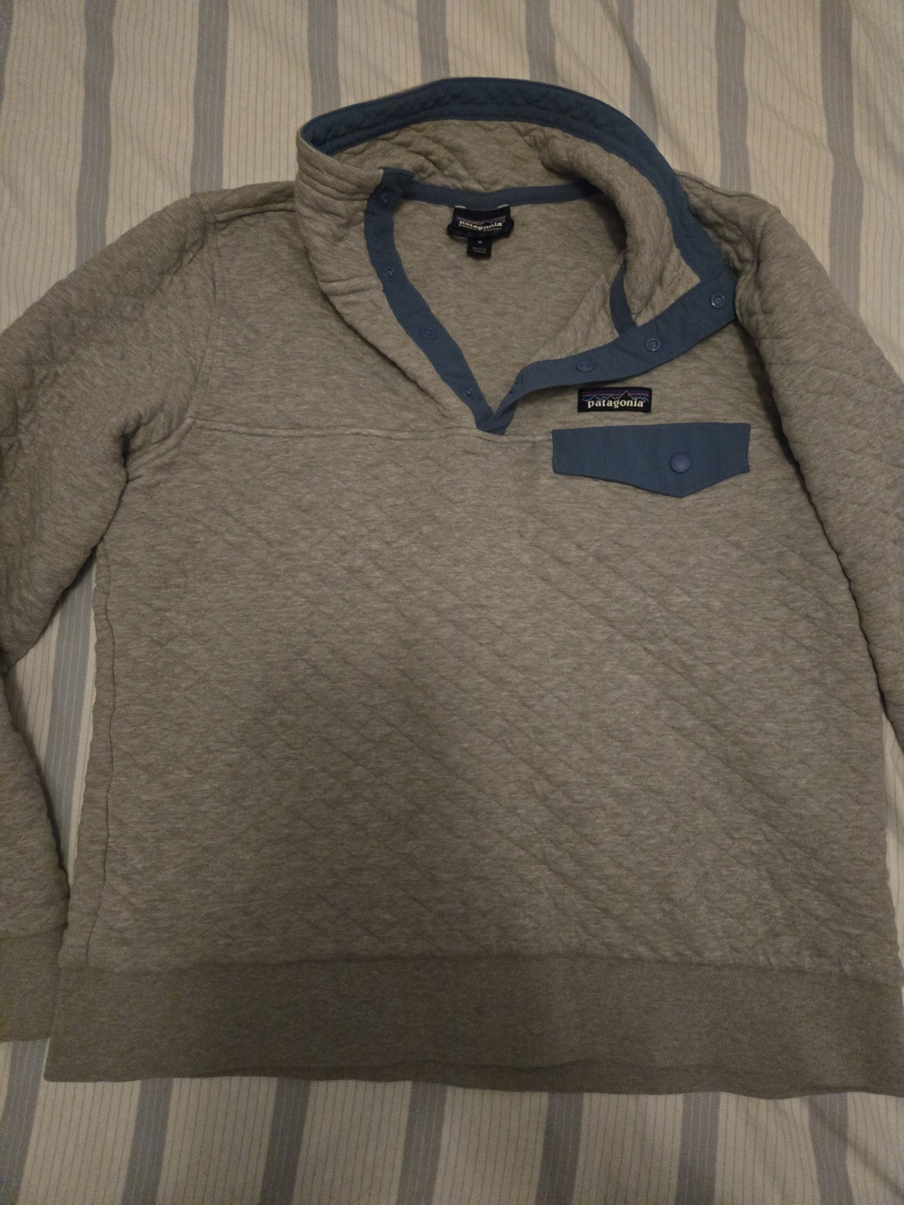 Patagonia Heather Gray Snap-T Pullover Sweater